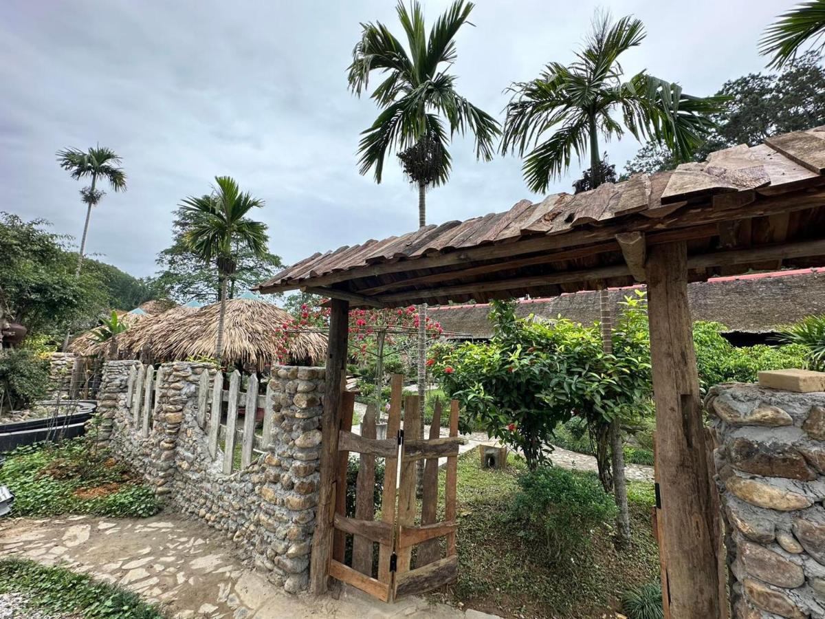 Nam Phong Hotel Ham Yen Tuyen Quang Exterior foto